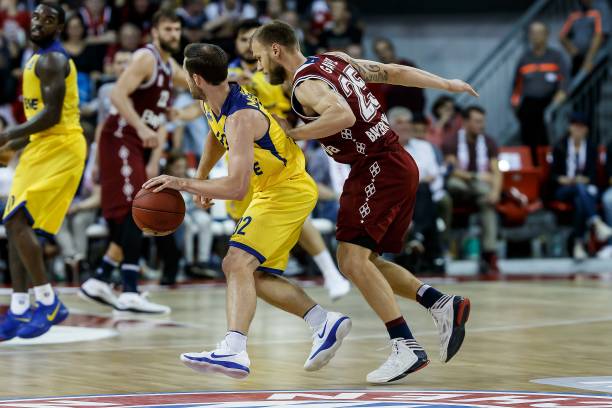 的后方屏障 的后方屏障