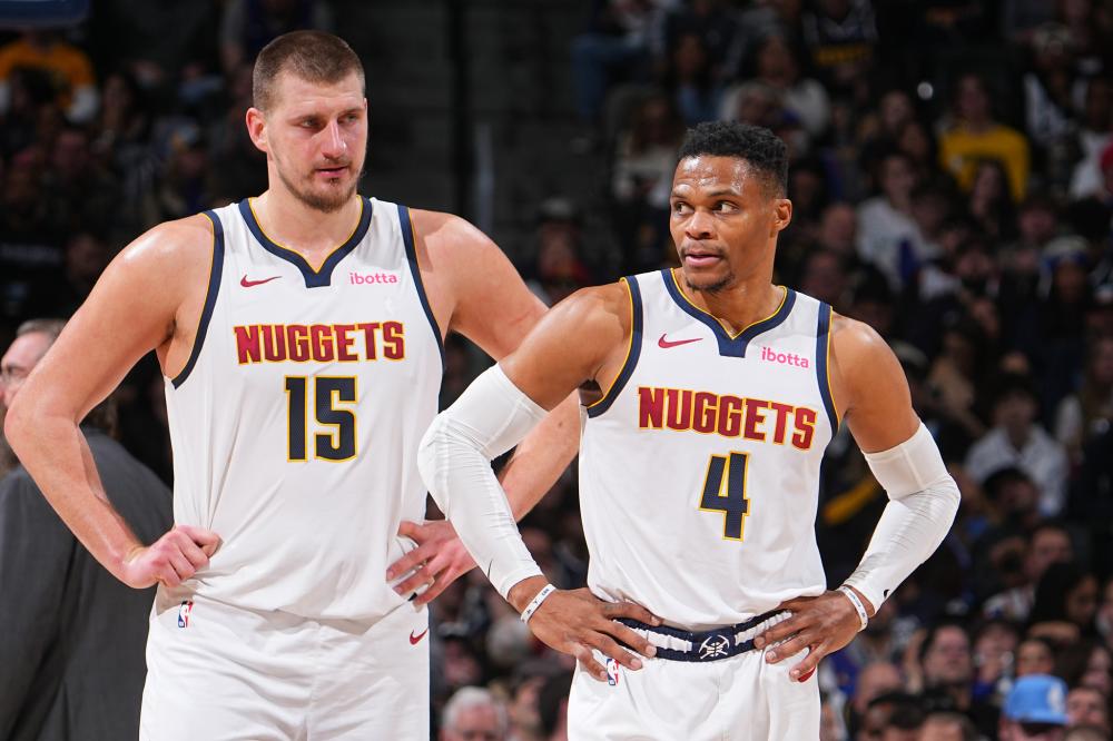 还是中前场 还是中前场