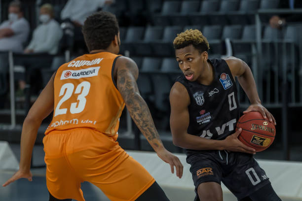 成为争议焦 成为争议焦